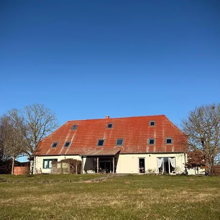 Ulenhuus Mecklenburgische Schweiz Airport Laage, Barlachstadt Guestrow, Rostock Port - Kuhs