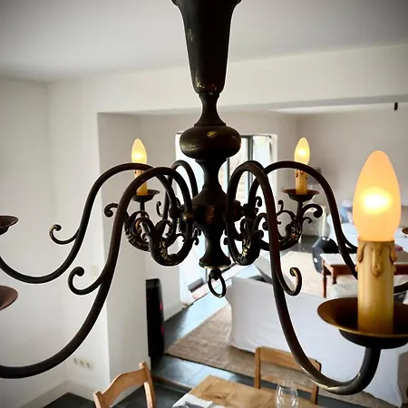 Neu! Ulenhuus Mecklenburgische Schweiz Laage Guestrow Rostock Port -