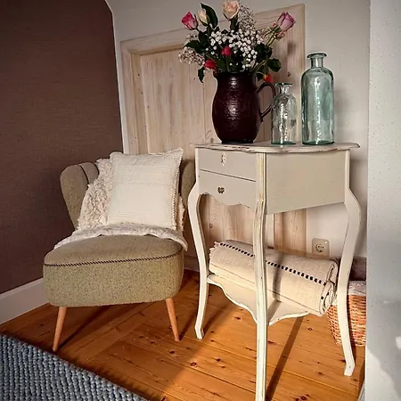 Neu! Ulenhuus Mecklenburgische Schweiz Laage Guestrow Rostock Port - לינה וארוחת בוקר