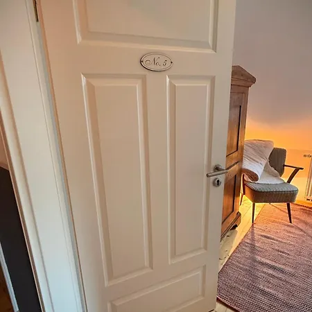 Neu! Ulenhuus Mecklenburgische Schweiz Laage Guestrow Rostock Port - *