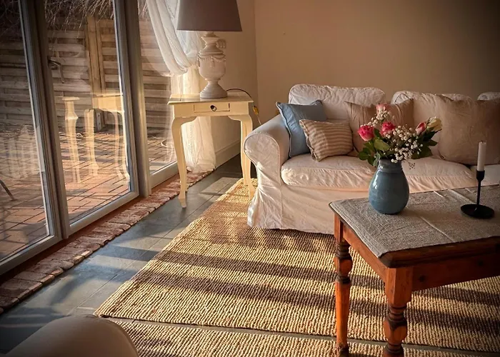 Neu! Ulenhuus Mecklenburgische Schweiz Laage Guestrow Rostock Port - Panzió *