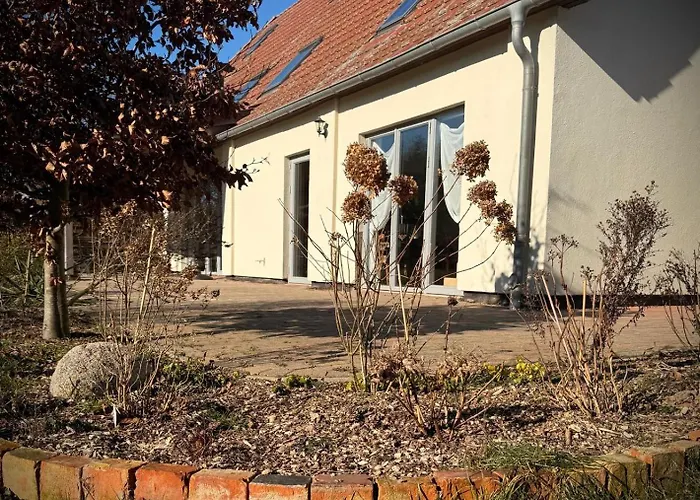 Neu! Ulenhuus Mecklenburgische Schweiz Laage Guestrow Rostock Port - *