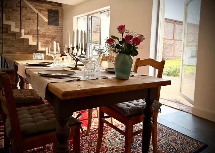 Neu! Ulenhuus Mecklenburgische Schweiz Laage Guestrow Rostock Port - *