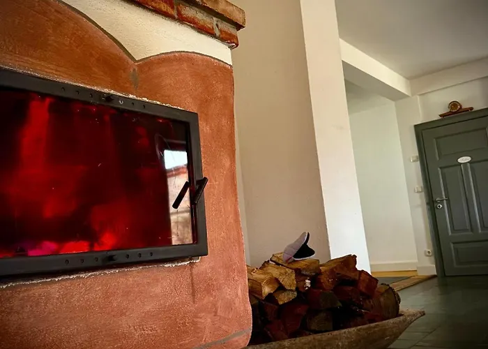 Neu! Ulenhuus Mecklenburgische Schweiz Laage Guestrow Rostock Port -