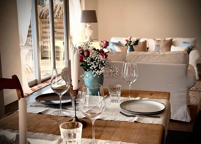 Panzió Neu! Ulenhuus Mecklenburgische Schweiz Laage Guestrow Rostock Port -