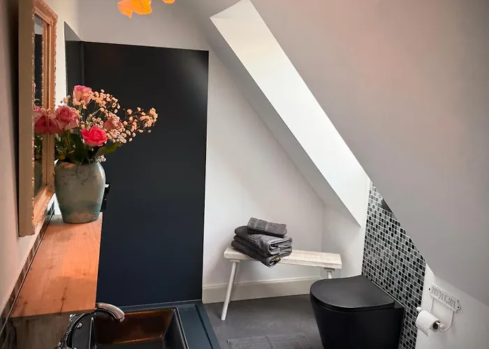 Neu! Ulenhuus Mecklenburgische Schweiz Laage Guestrow Rostock Port - Panzió