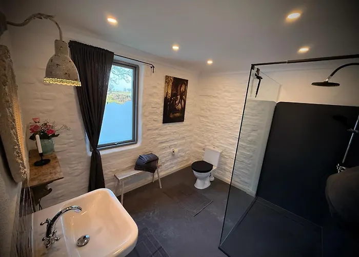 Panzió Neu! Ulenhuus Mecklenburgische Schweiz Laage Guestrow Rostock Port - *